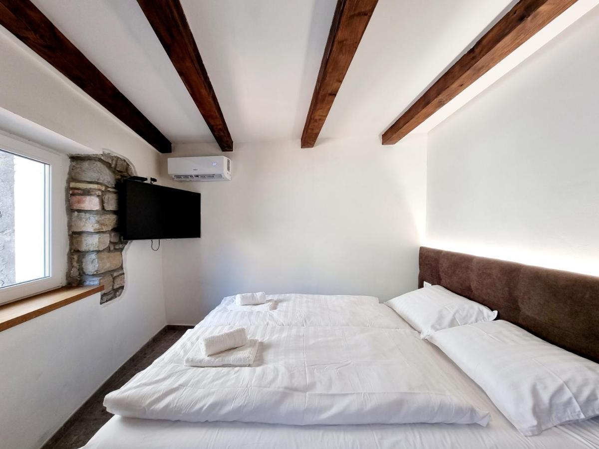 Akvatour Apartments Piran Exterior photo