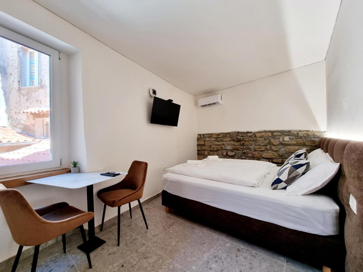 Akvatour Apartments Piran Exterior photo